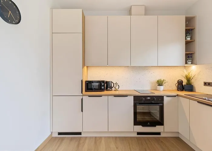 Niwaki Sodai No 2 By Urban Rent